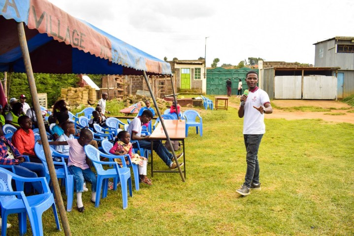 Group discussion circle