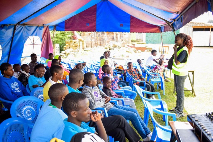 Group discussion circle